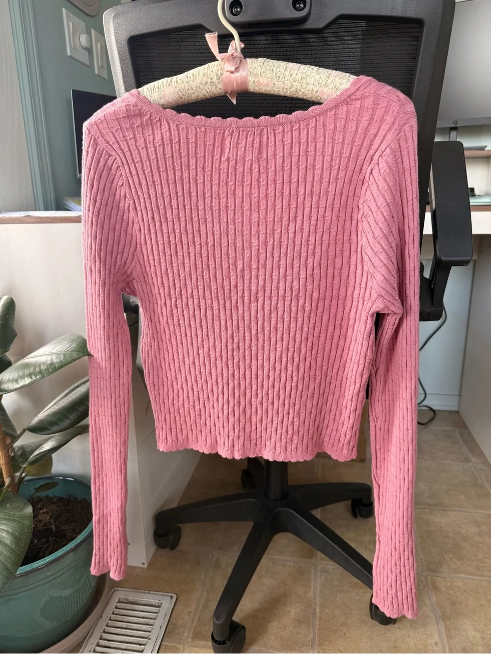Willow & Wind Pink Ribbed Button-Front Cardigan - Picture 5 of 5